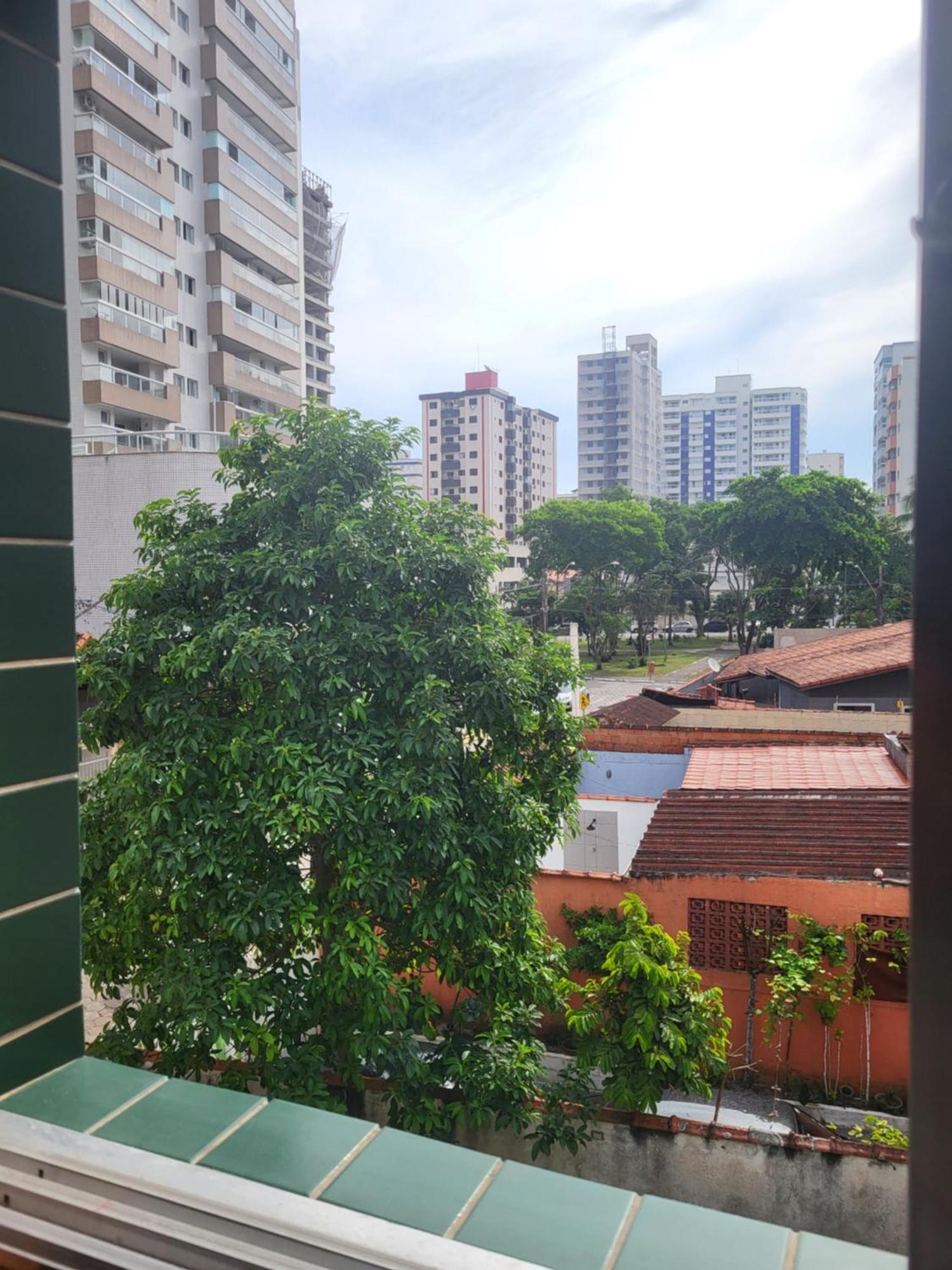 Kitnet - Aviacao - 200mt Da Com Tv E Wifi *